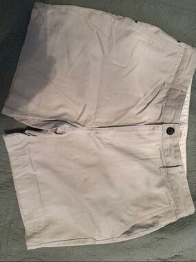 Dockers Men's Khaki Flat-Front Chino Shorts